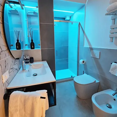 Nocleg ze śniadaniem Domus Teano Luxury 4*