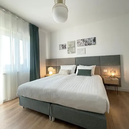 Nocleg ze śniadaniem Domus Teano Luxury Rzym
