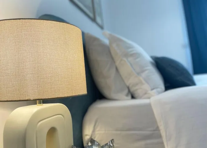 فندق مبيت وإفطار Domus Teano Luxury 4*